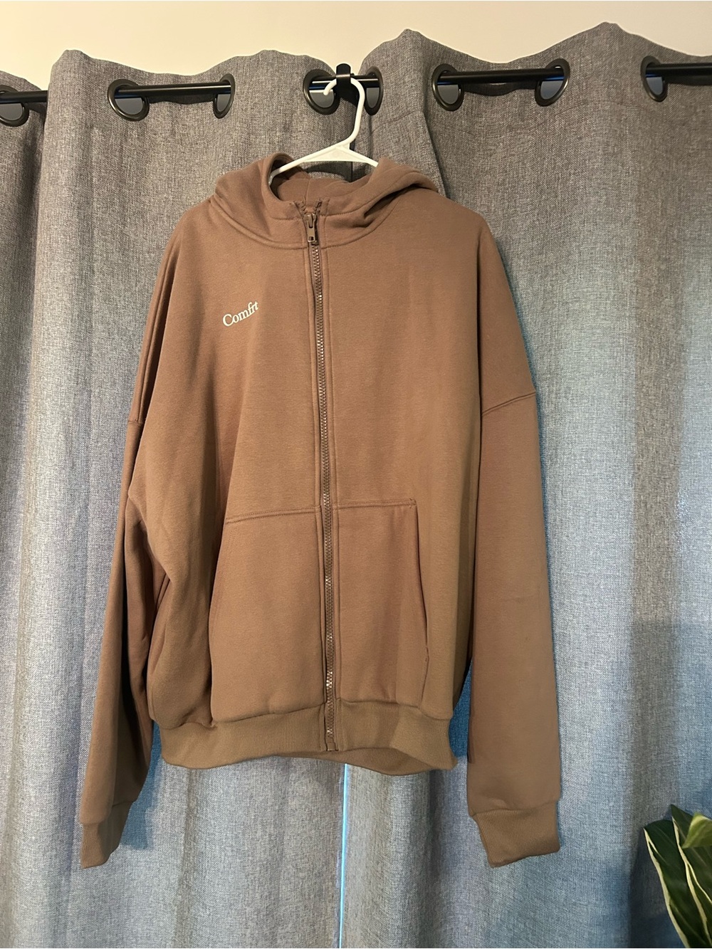 Comfrt Zip-Up Hoodie Jacket in Brown
